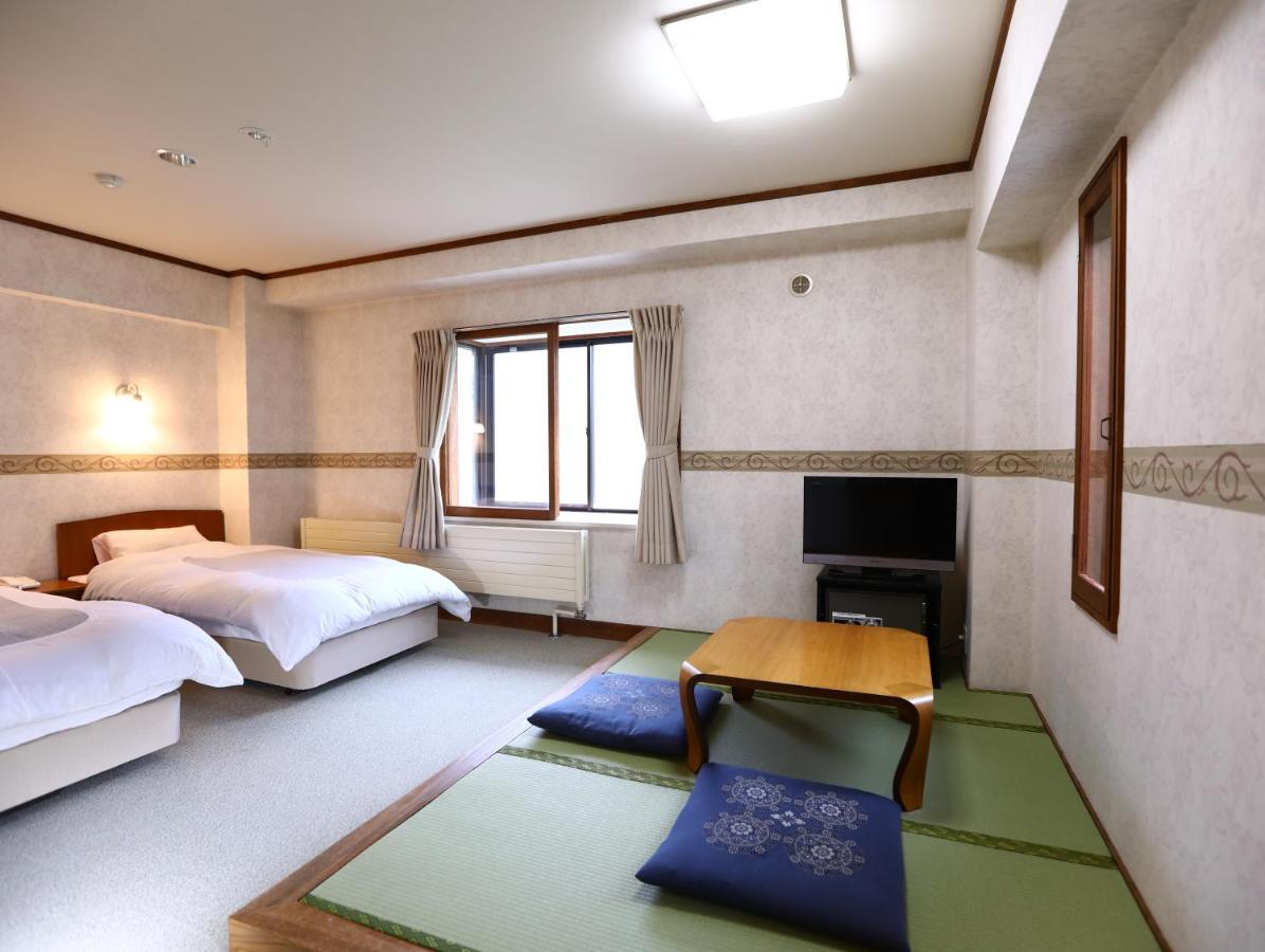 Hotel New Yokote à Yamanouchi  Extérieur photo