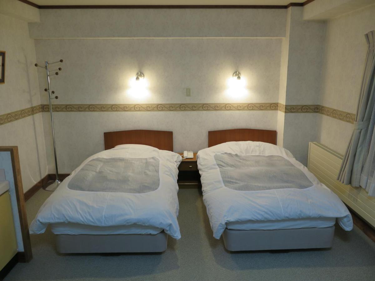Hotel New Yokote à Yamanouchi  Extérieur photo